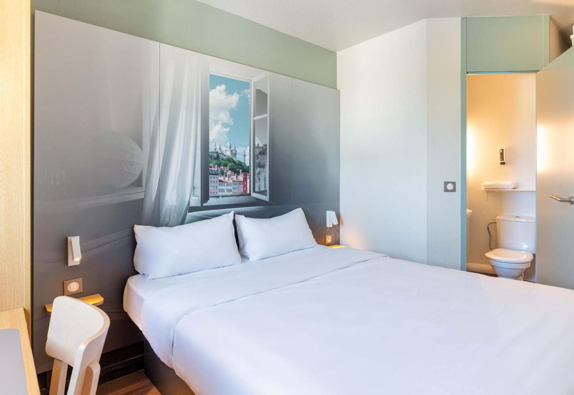 B&B Hotel Lyon Saint-Bonnet Mi-Plaine Dış mekan fotoğraf