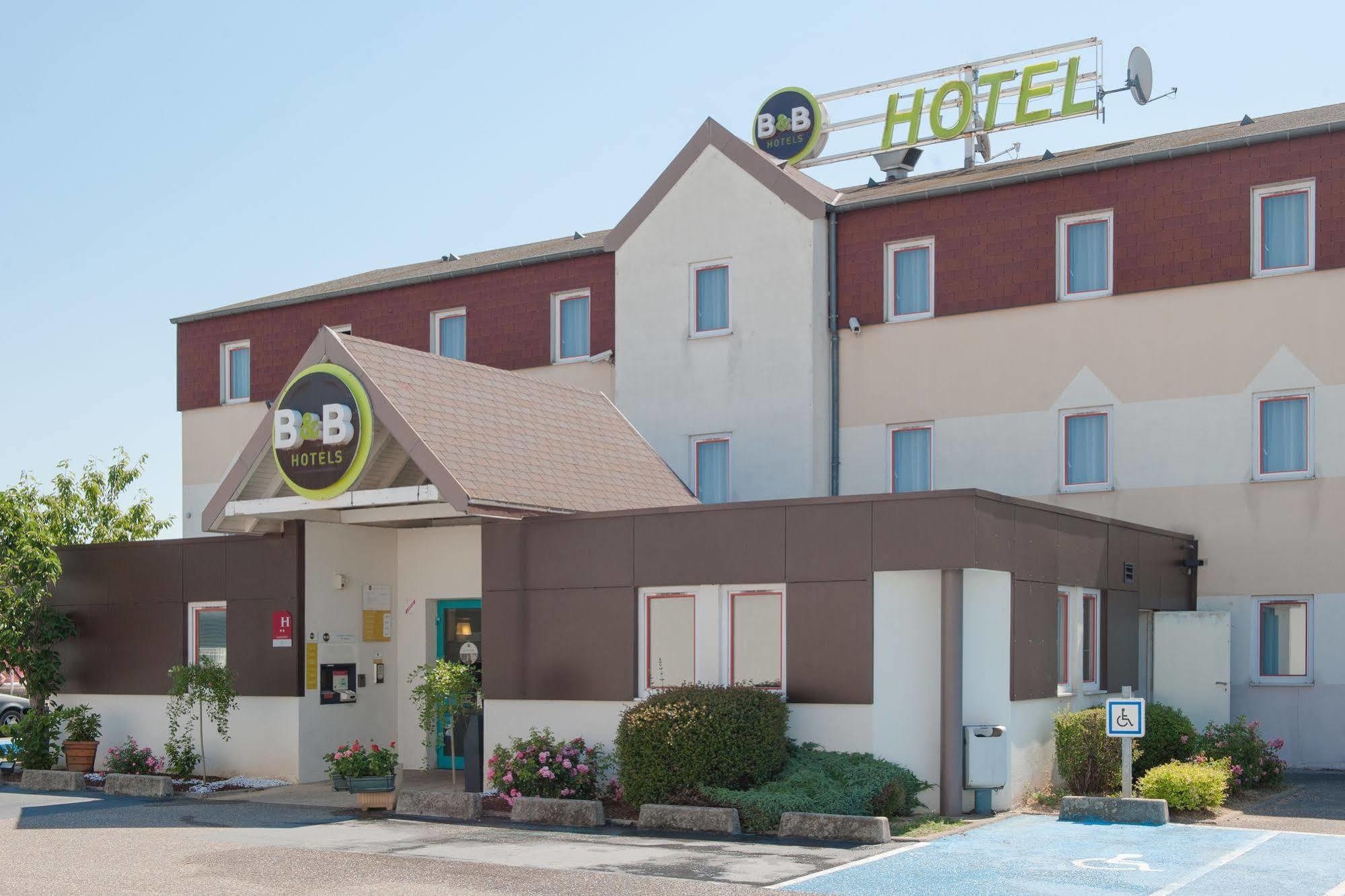 B&B Hotel Lyon Saint-Bonnet Mi-Plaine Dış mekan fotoğraf